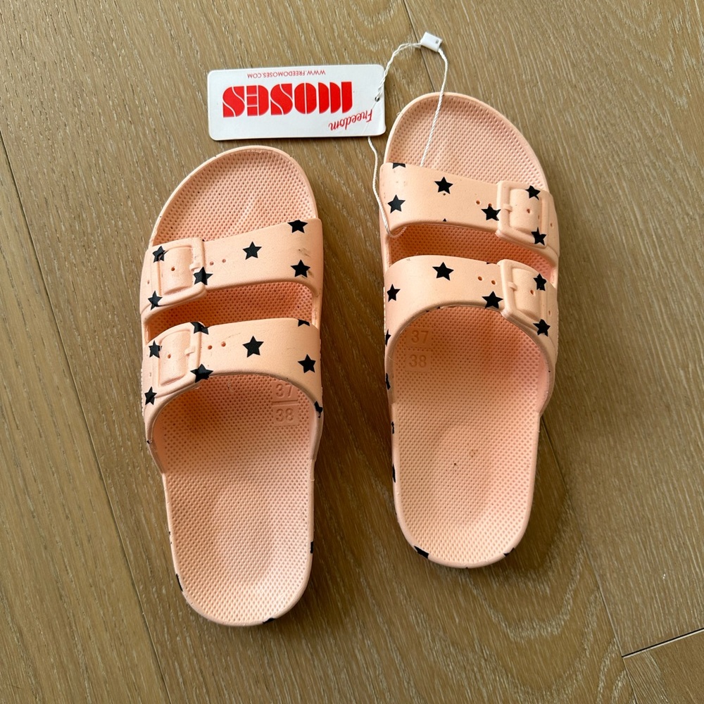 Freedom Moses women’s sandals size 37/38